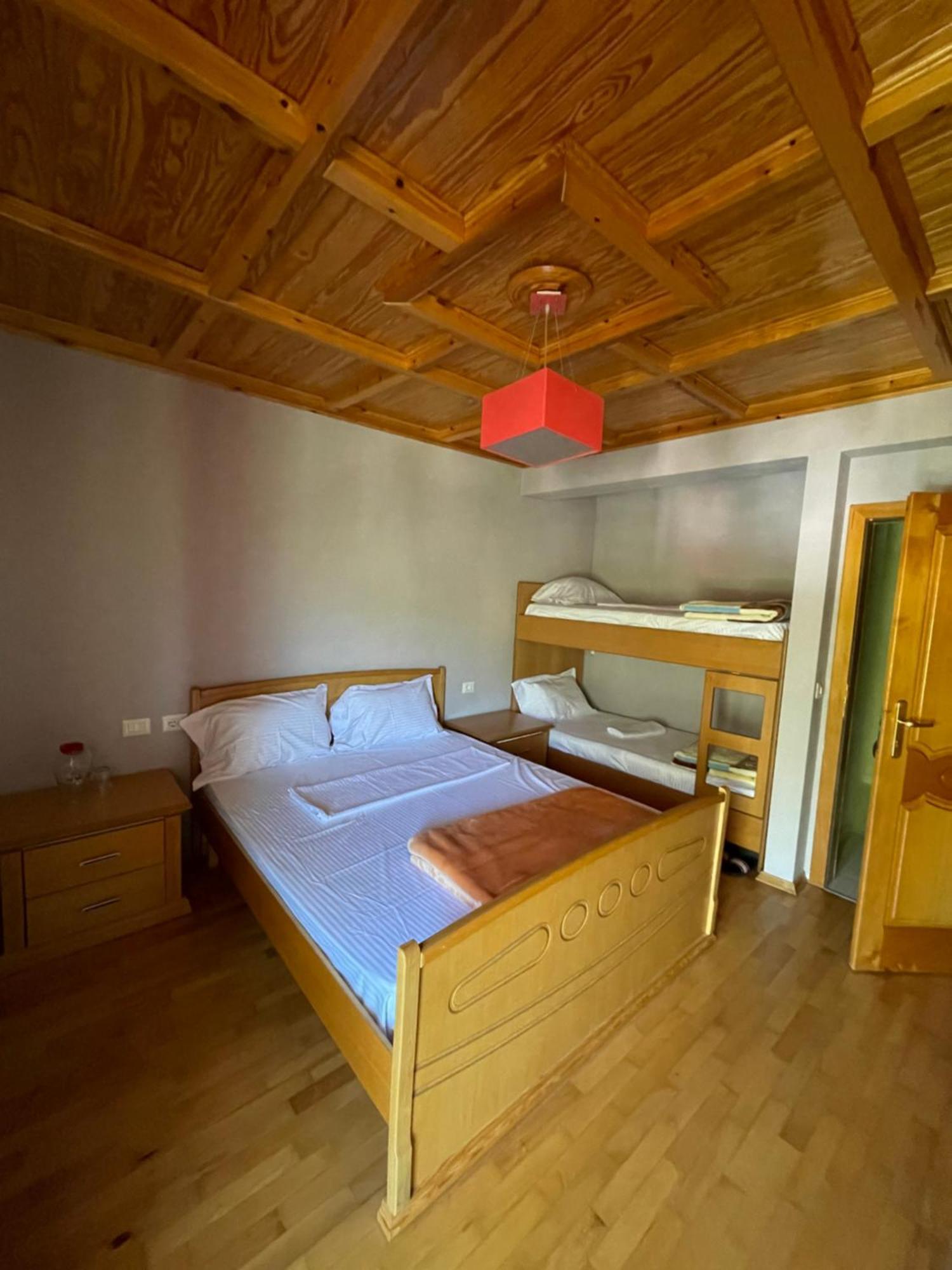 Lura Hotel Fushe-Lure Εξωτερικό φωτογραφία