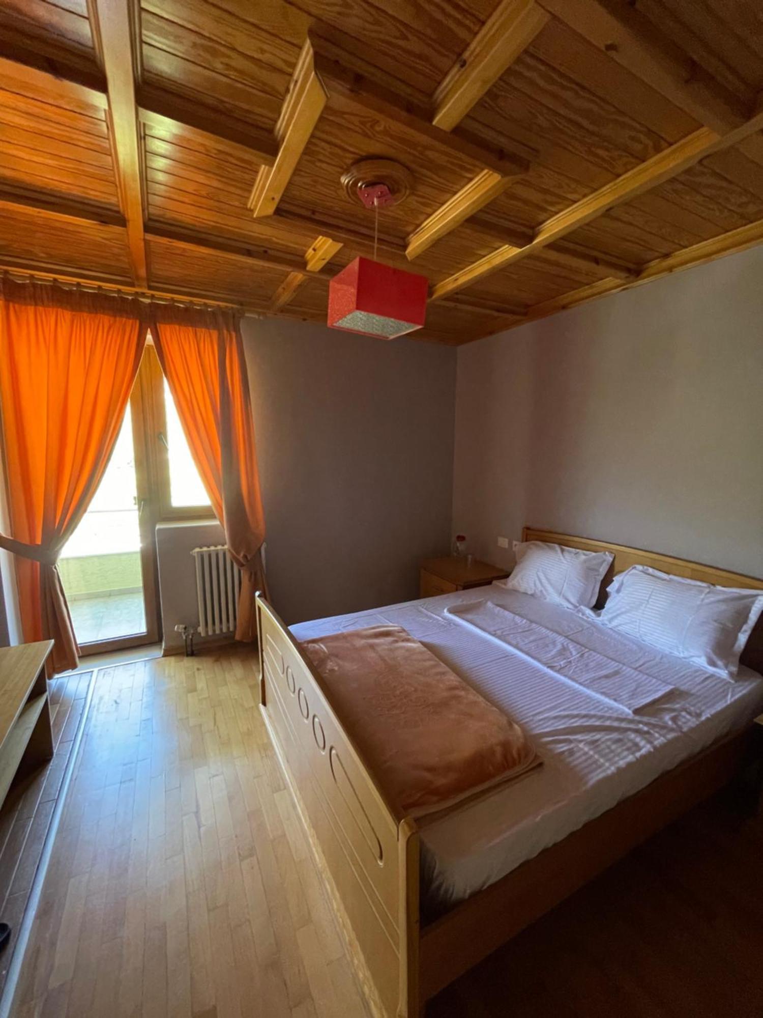 Lura Hotel Fushe-Lure Εξωτερικό φωτογραφία