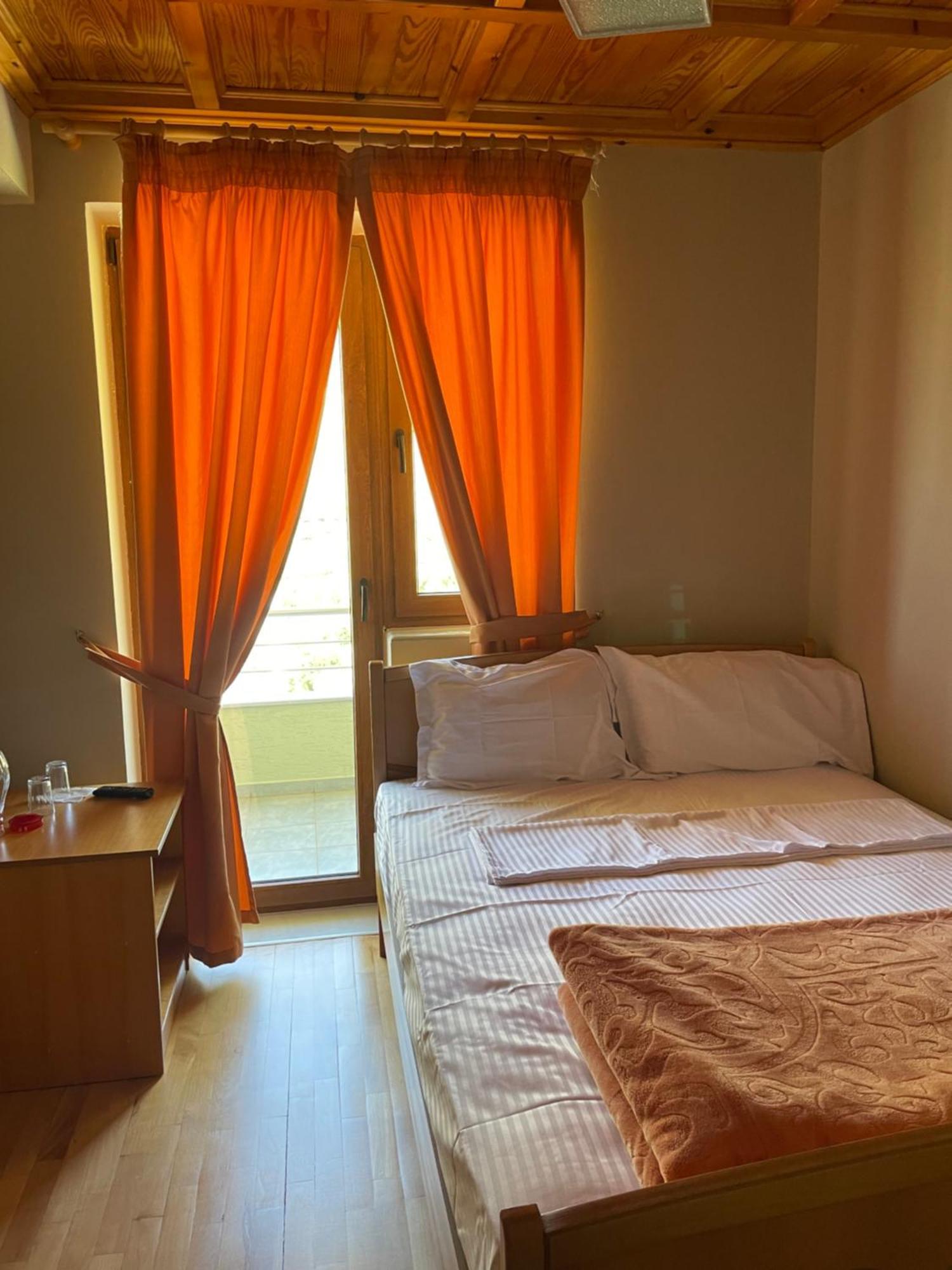 Lura Hotel Fushe-Lure Εξωτερικό φωτογραφία