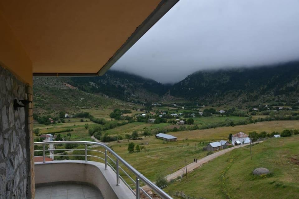 Lura Hotel Fushe-Lure Εξωτερικό φωτογραφία